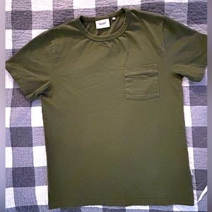 Foret pocket tee, green, small